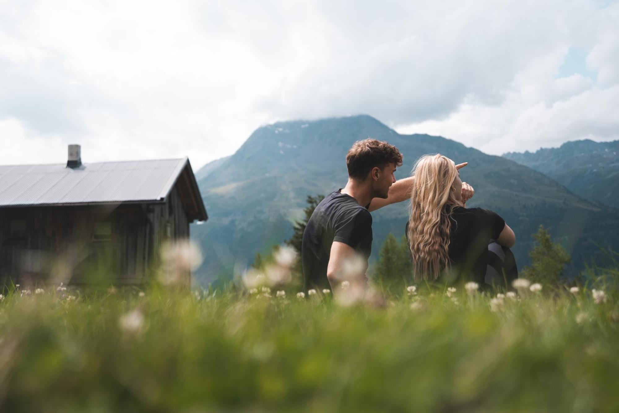 Gasthof Pension Granstein Solden Bagian luar foto
