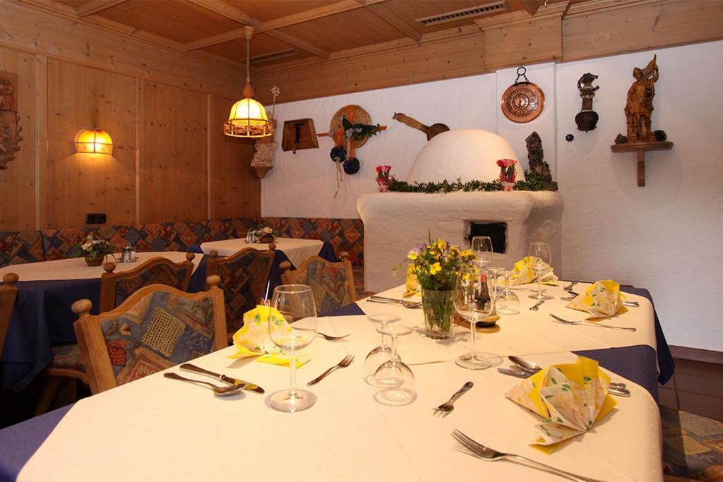 Gasthof Pension Granstein Solden Bagian luar foto