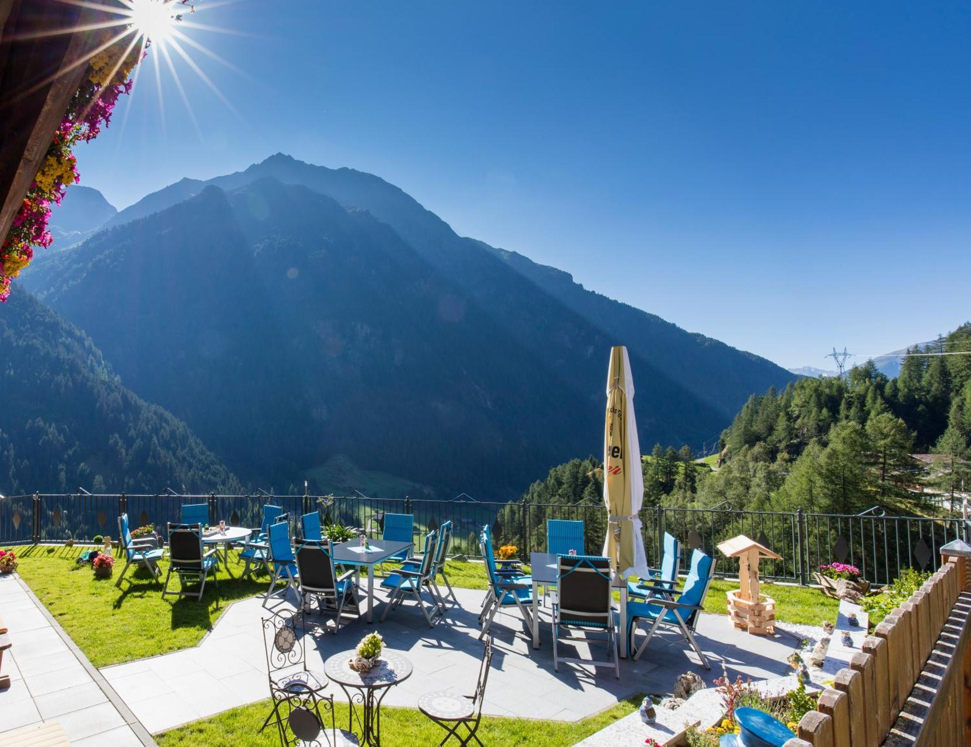 Gasthof Pension Granstein Solden Bagian luar foto
